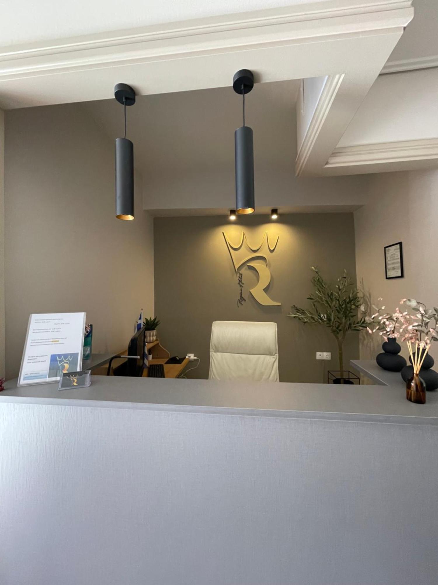 نافبكْتوس Regina Hotel المظهر الخارجي الصورة